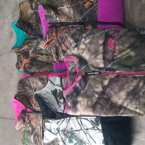 Lot of 5 camo zip up fleece jackets
